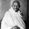 Nasceu o líder religioso e político, Mohandas Gandhi