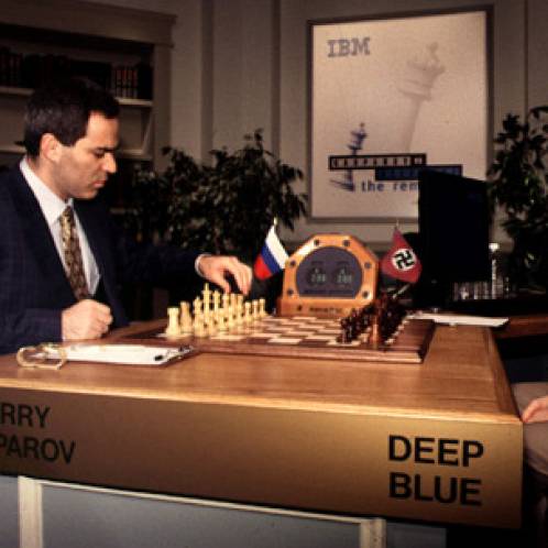 O Deep Blue, um supercomputador, venceu pela primeira vez, o campeão mundial de xadrez, Garry Kasparov